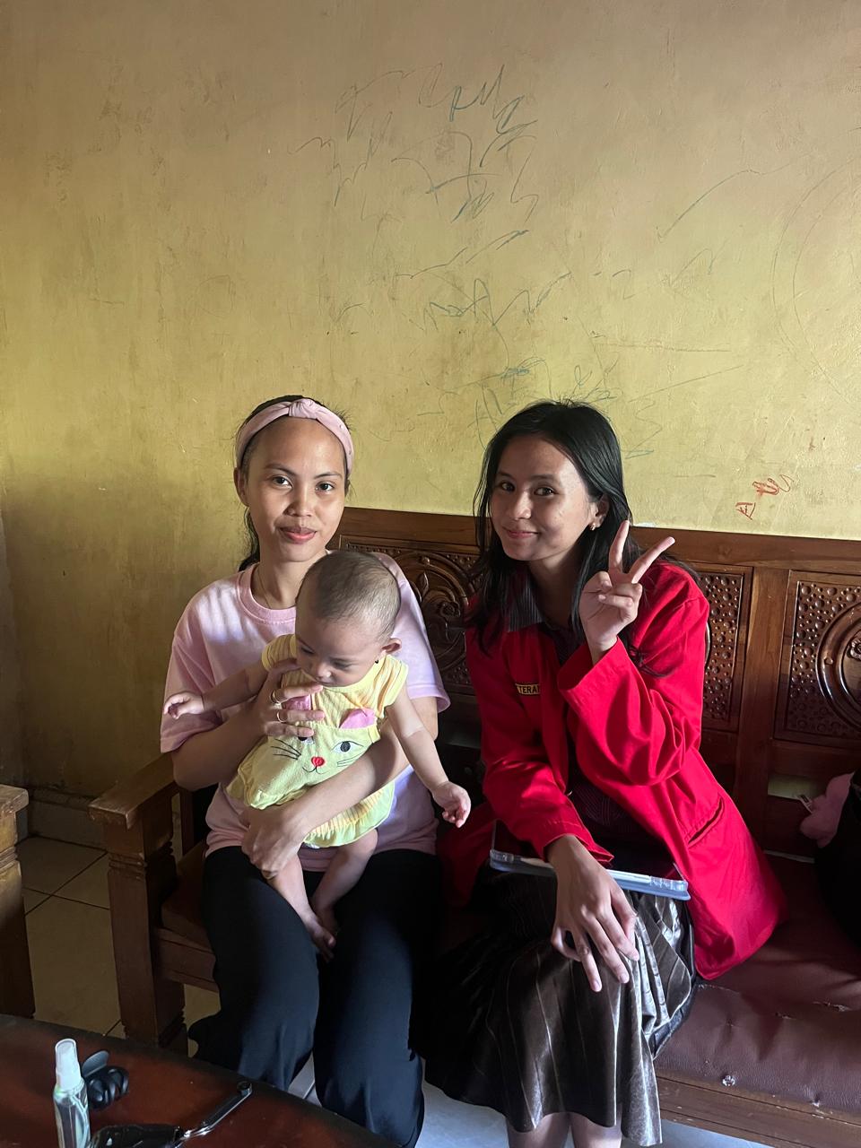 Kunjungan 1: Pemeriksaan Fisik Bayi, Edukasi Laktasi, Imunisasi, dan KB